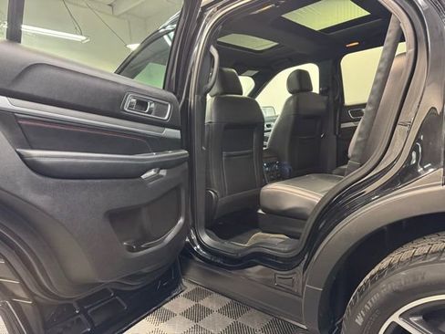 Used 2017 Ford Explorer Sport w/ Equipment Group 401A image 29