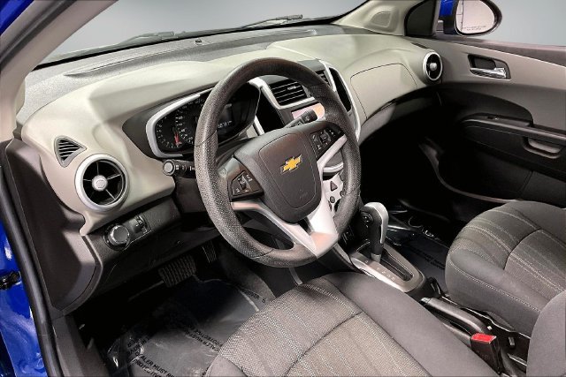 Used 2020 Chevrolet Sonic LT FWD image 16