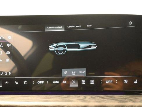 Certified 2025 Audi Q5 Premium w/ Convenience Package image 21