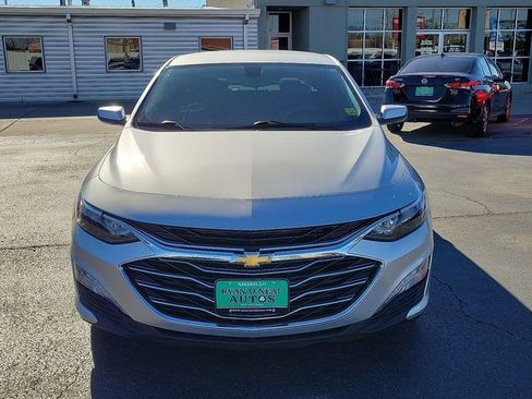 Used 2020 Chevrolet Malibu LT image 8