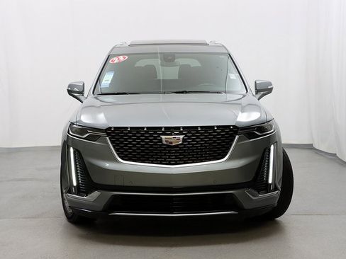 Used 2023 Cadillac XT6 Premium Luxury image 5