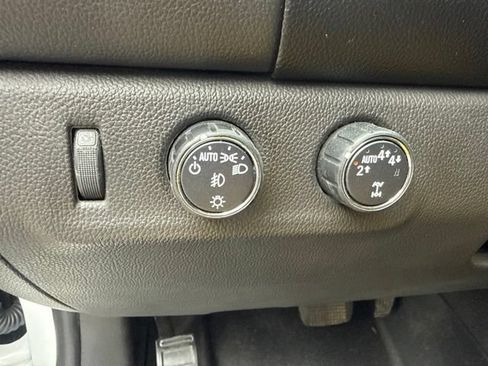 Used 2021 GMC Canyon AT4 w/ Driver Alert Package AWD/4WD image 13