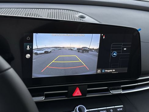 New 2026 Hyundai Elantra Limited image 18