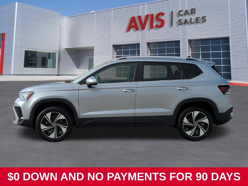 Used 2025 Volkswagen Taos SE AWD/4WD image 10
