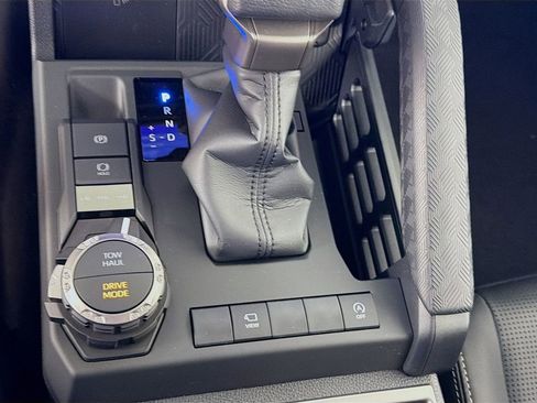 New 2026 Toyota 4Runner Limited AWD/4WD image 21