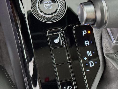 Certified 2023 Kia Niro EX Touring FWD image 22