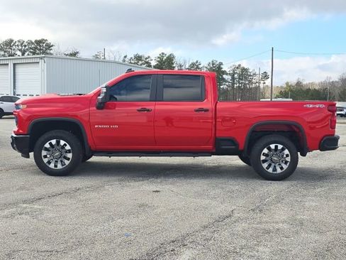 Used 2026 Chevrolet Silverado 2500 Custom w/ Custom Convenience Package image 2