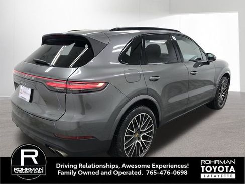 Used 2019 Porsche Cayenne S image 6