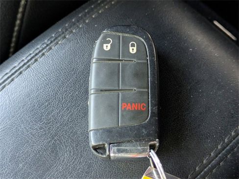 Used 2023 Jeep Compass Trailhawk image 31