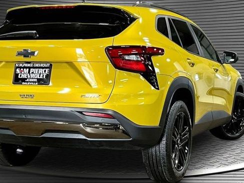 Certified 2024 Chevrolet Trax ACTIV w/ Sunroof Package FWD image 10