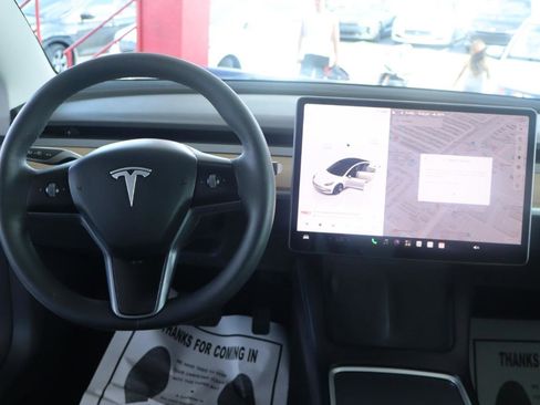 Used 2023 Tesla Model 3 Standard Range RWD image 17
