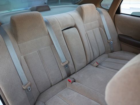 Used 1996 Toyota Avalon XL image 14