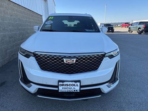 Used 2023 Cadillac XT6 Premium Luxury w/ Technology Package image 3
