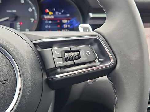 New 2026 Porsche Macan AWD/4WD image 16