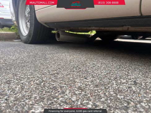 Used 1999 Lincoln Town Car Cartier RWD image 27