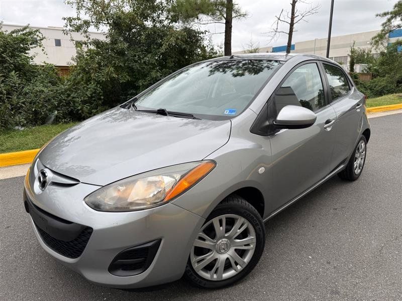 Used 2012 MAZDA MAZDA2 Sport FWD image 3