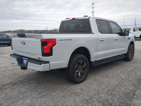 New 2025 Ford F150 Lightning Flash AWD/4WD image 3