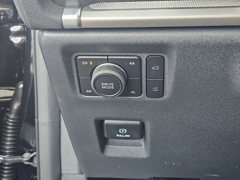 New 2025 Ford Expedition Active AWD/4WD image 26
