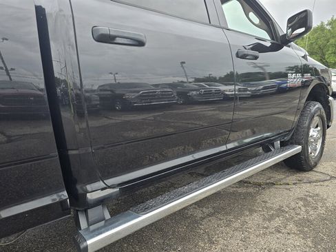 Used 2018 RAM 2500 Tradesman w/ Chrome Appearance Group AWD/4WD image 29