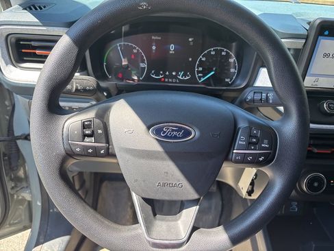 Used 2024 Ford Maverick XLT image 10