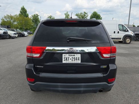 Used 2012 Jeep Grand Cherokee Laredo w/ Laredo E Group RWD image 6