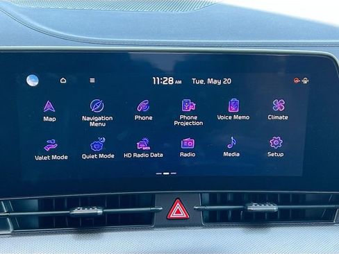 New 2024 Kia Sportage SX image 15