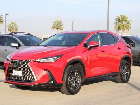 Certified 2024 Lexus NX 250 FWD image 3