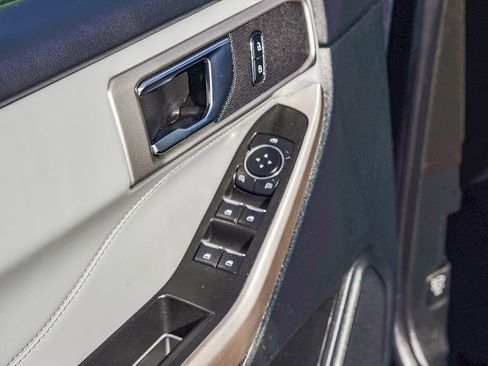 Certified 2023 Ford Explorer XLT w/ Equipment Group 202A image 21