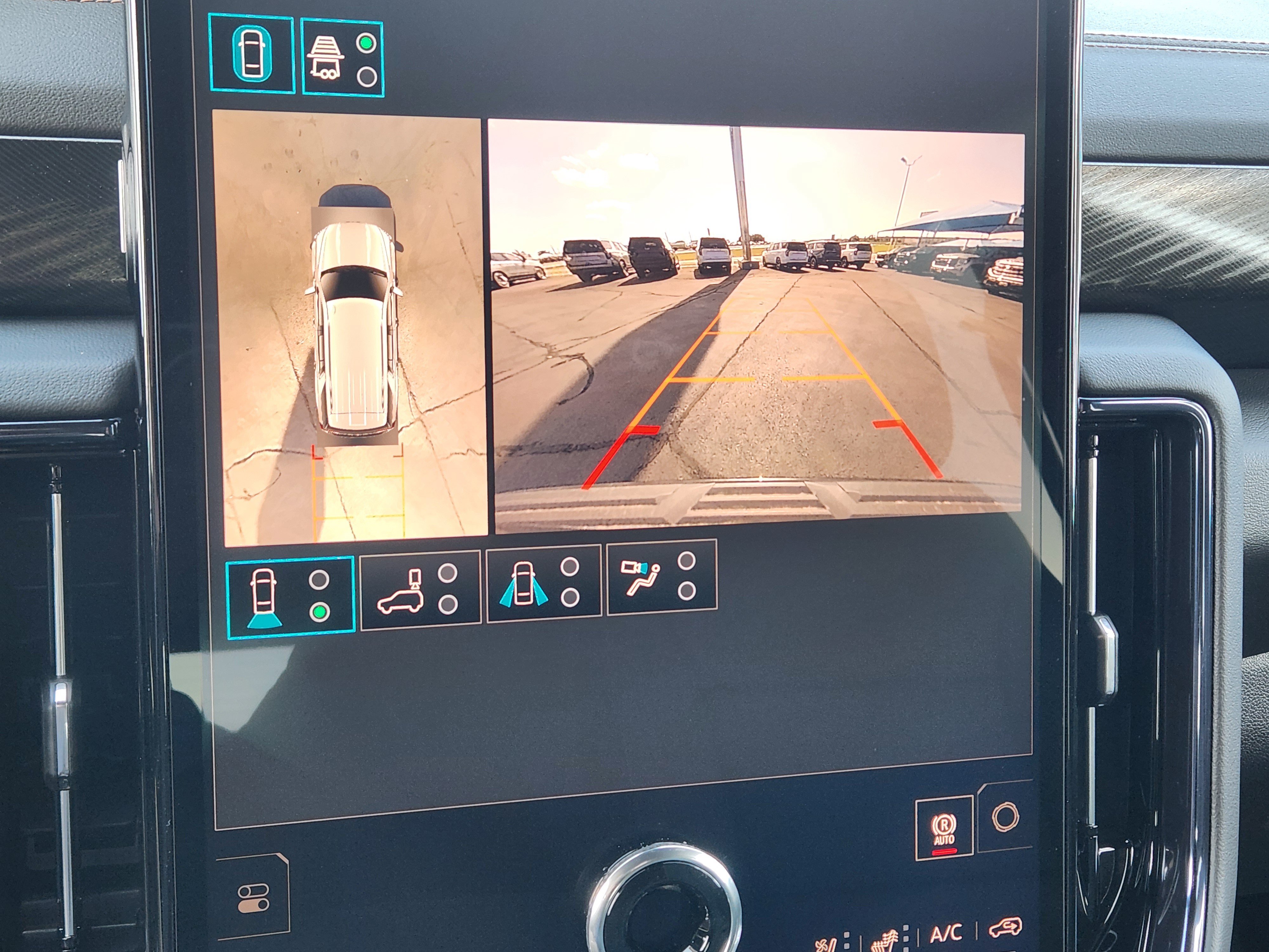 New 2027 GMC Yukon AT4 w/ Technology Package AWD/4WD image 14