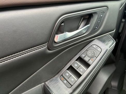 Certified 2023 Nissan Rogue SL FWD image 12