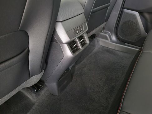 New 2026 Chevrolet Equinox RS w/ Convenience Package III image 34