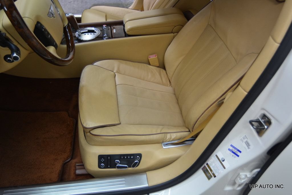 Used 2010 Bentley Flying Spur Flying Spur AWD/4WD image 19