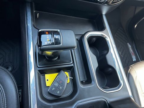 Used 2024 Chevrolet Silverado 1500 LTZ image 35