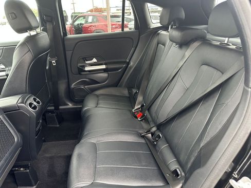 Used 2025 Mercedes-Benz GLA 250 4MATIC image 27