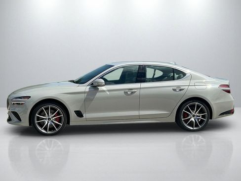 Used 2025 Genesis G70 2.5T RWD image 8