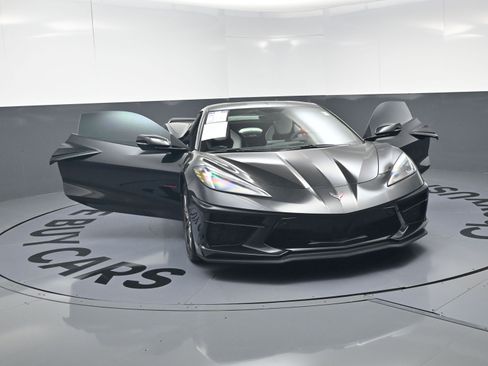 Used 2023 Chevrolet Corvette Stingray Premium Conv w/ Z51 Performance Package RWD image 22