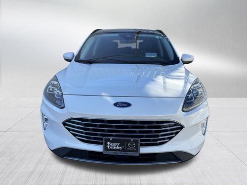 Used 2022 Ford Escape Titanium w/ Titanium Elite Package image 2