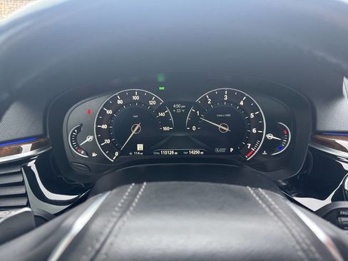 Used 2018 BMW 540i xDrive w/ Premium Package image 34