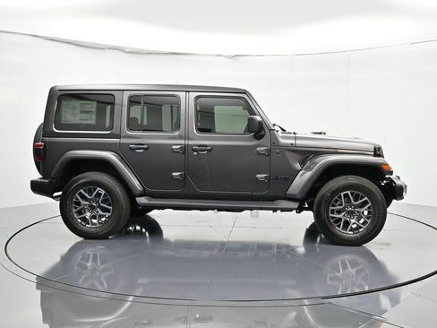 New 2026 Jeep Wrangler Unlimited Sahara image 4