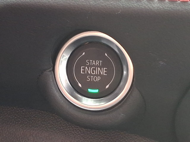 Used 2026 Chevrolet Suburban RST AWD/4WD image 16