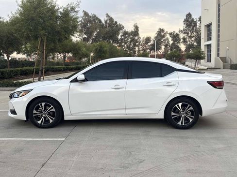 Used 2022 Nissan Sentra SV w/ Trunk Package image 6