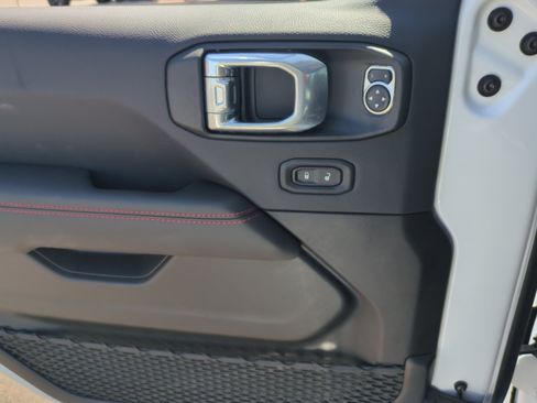 New 2026 Jeep Gladiator Rubicon AWD/4WD image 13