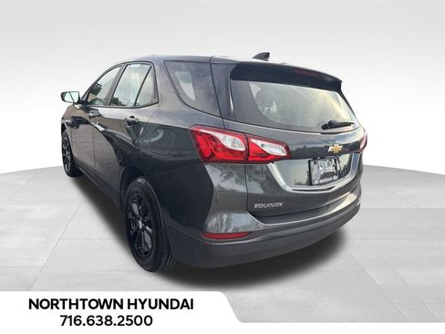 Used 2020 Chevrolet Equinox LS FWD image 6