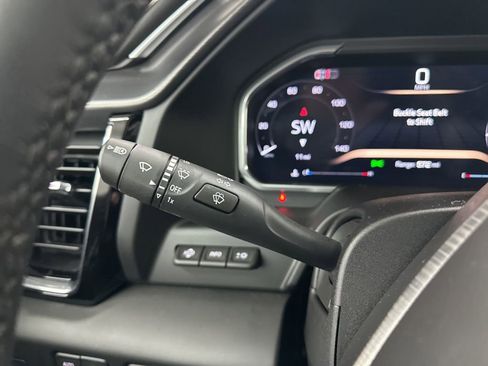 New 2026 GMC Sierra 3500 Denali Ultimate AWD/4WD image 33