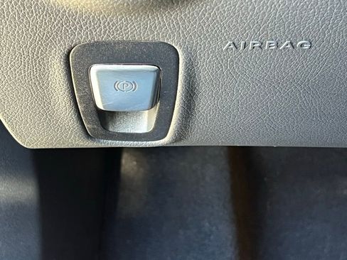 Certified 2021 Mercedes-Benz GLC 300 4MATIC image 19