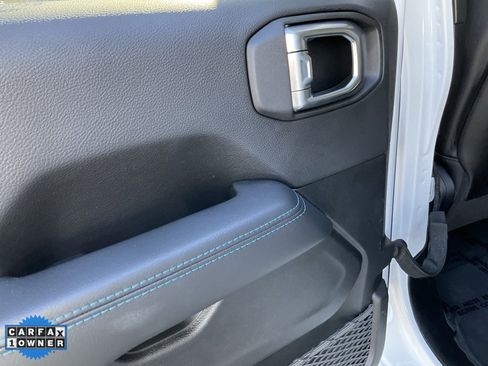 Used 2023 Jeep Wrangler Unlimited Rubicon 4xe w/ Steel Bumper Group image 33