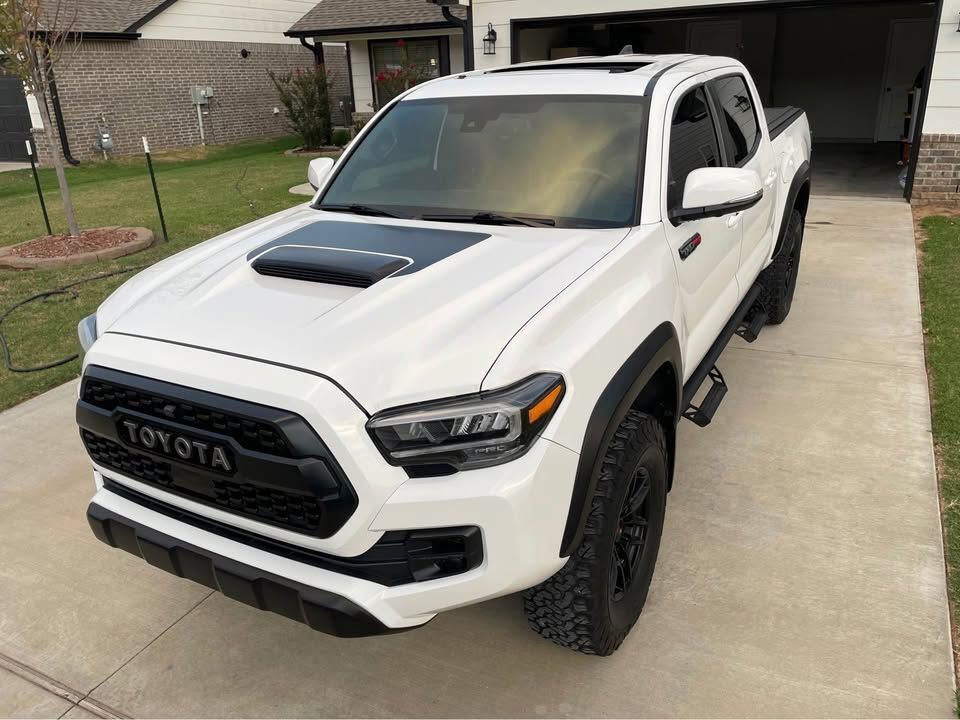 Used 2020 Toyota Tacoma TRD Pro AWD/4WD image 2