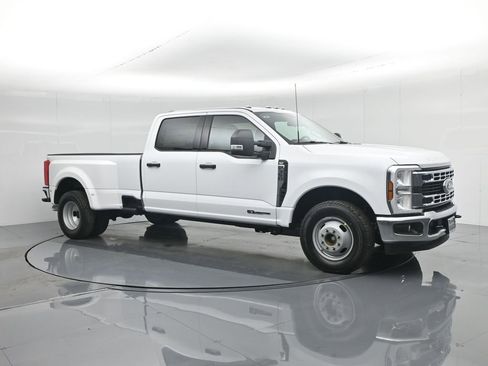 New 2026 Ford F350 XLT RWD image 24