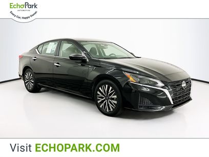 Used 2024 Nissan Altima 2.5 SV