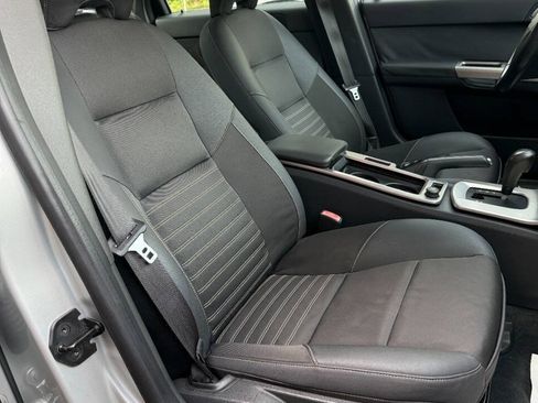 Used 2009 Volvo S40 2.4i FWD image 18